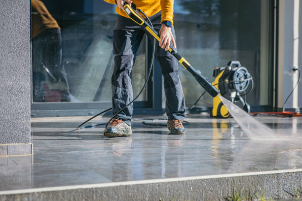 Best Sidewalk Pressure Washing  in Lawrencevle, IL